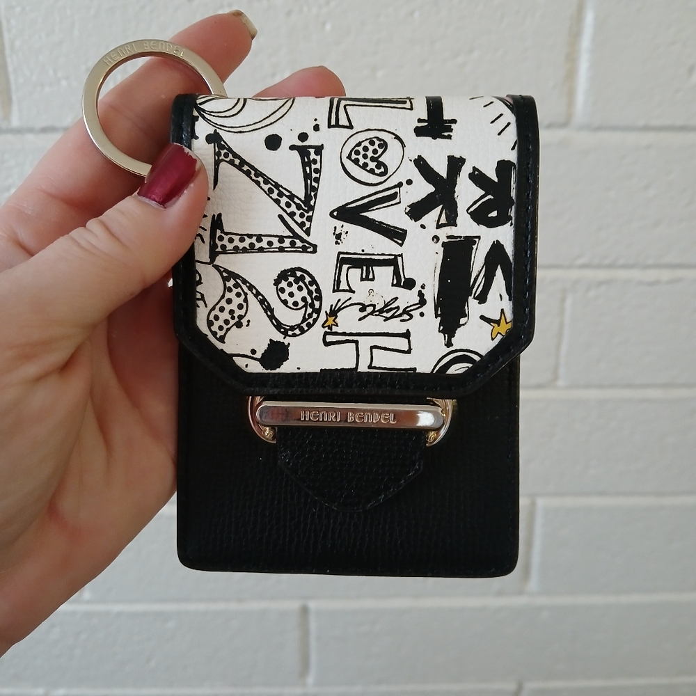 Henri Bendel Graffit Card Holder with Key Chain. - Picture 13 of 13